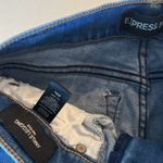 EXPRESS  Destroyed Denim Ankle Straight Skinny Legging Mid Rise Jeans Size 00 Photo 4