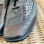 Stuart Weitzman Silver Tone Oxford Sneakers Comfort size 11 women’s Photo 8