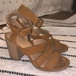 Universal Thread Strappy Sandals Brown Size 6.5 Photo 0