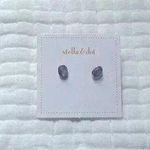 Stella & Dot  Stone Posts​​​​​ Photo 0