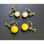 2 Vtg Clip On Screw Back Earrings Set Yellow & Faux Pearl Ball Design Photo 3