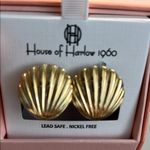 House of Harlow 1960 | Seashell Earrings 🐚 Gold Photo 1