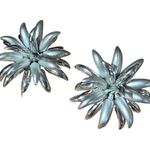 Vintage 1950s Silver Spiky Chrysanthemum Flower Clip On Earrings White Photo 1