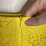 Ann Taylor  bright yellow floral lace pencil skirt size 4 Photo 4