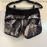  Black and Gray Patterned Lululemon Shorts Size 6 Photo 1