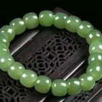 Natural Jade Stone Beaded Bracelet Green Photo 1