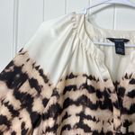 Simply Vera, Vera Wang NWOT Simply Vera Verawang women’s cream patterned elastic cuff 3/4 sleeve blouse Photo 2