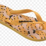 Farm Rio Havaianas x Cheetah Bananas Flip Flop. Size 9/10 Photo 3