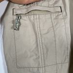 Columbia  Sportswear Khaki Cropped Hiking Pants Size 8 EUC #VEG-0270 Photo 4