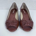 Johnston & Murphy Womens Shoes Size 7.5 Red Open Toe Slip On Heels Pumps Photo 4