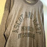 Vintage Y2K Ascot and Hart Graphic Women’s Longsleeve T Shirt SZ L Embroidered Gray Size L Photo 3