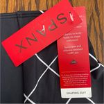 Spanx  Swim Bikini Bottom Womens 10 Flirty Mid Rise Black Geo Swim Skirt NWT Photo 3