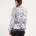 Lululemon Y2K Travel To Track Jacket *Print Beachy Floral White Fossil Sz6 Rare Photo 1