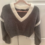 PaperMoon  grey cropped sweater size small  Photo 0