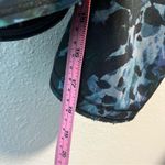 Lululemon  Run: Top Speed Crop *Full-On Luxtreme
Floral Backdrop Blue Denim Multi Photo 10