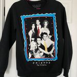 Friends Crewneck Black Photo 0