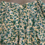 Molly Bracken NWT  Carmen off white blue green floral woven shorts size M Photo 3