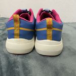 Vionic Women's  Guinn AZR Ripstop size 9.5 Waterproof Photo 3