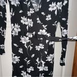 Forever 21 Floral wrap dress Photo 5