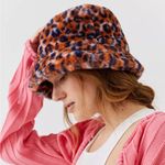 Urban Outfitters Knox Printed Faux Fur Bucket NWT Photo 0