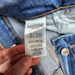 Kensie NWT Jeans Women's 2/26 The Short Jean Denim Shorts Distressed Stretch Photo 4