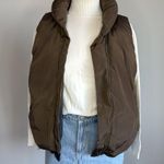 Gap Army Green Puffer Vest Size L Photo 4