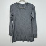 Patagonia  Womens Long Sleeve Crew Neck Shirt Gray Baselayer Casual Hiking Skiing Photo 1