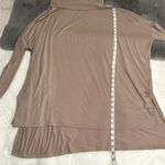 Zenana  size 1X cowl neck top Photo 4