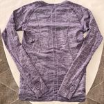 Lululemon  Swiftly Tech Long Sleeve Crew Heathered Black Cherry Size 8 Photo 3