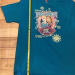 Disney Run Frozen 5k shirt 2015 size medium -preowned Photo 2