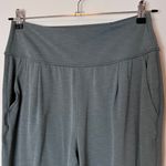 Athleta Elation Powervita Stretch Tapered Pull On Pants Athleisure Grey Heather Photo 3