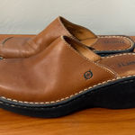 Born Leather Slip On Mule Clog Square Toe Brown Heel Casual Comfort Y2K Size 8 Tan Photo 0