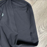 Lululemon Wunder Train High Rise Short 8" Black Orange Theory Logo Size 6 Photo 5