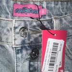 Edikted  Devin Low Rise Micro Denim Shorts. Light Blue. Size XS. Photo 3