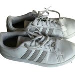 Adidas Women’s Athletic Sporty Court Style Lace Up Striped Sneakers Sz 7.5 Photo 0