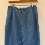 Liz Claiborne  Soft Denim Pants sz 8 Straight Leg Jeans Photo 3