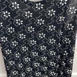 Newport Women’s Black & White Daisy A Photo 1