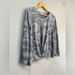 Jane and Delancey Gray Camo Twist Hem L/S Top Size M EUC Photo 4