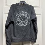 Blue 84 Big Ray's Alaskan outfitters  Charcoal gray Crewneck Sweatshirt medium Photo 1