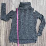 American Eagle Chunky Knit Cold Shoulder Sweater Size Small Grey Photo 7