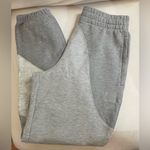 Alo Yoga NWOT Make Waves Sweatpants Joggers Athletic Heathered Grey Tonal Size M Photo 9