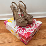 Chinese Laundry EUC  Teaser Strappy Platform Heels size 7 Photo 0