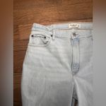 Abercrombie & Fitch Ankle Straight Ultra High Rise Distressed Jeans Size 33 / 16 Photo 6