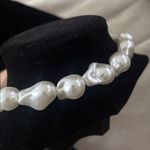 Piper . K VIRAL 21" NECKLACE WITH PEARLS AND A HEART IN MATTE GOLD Photo 9