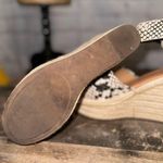 Nine West Women's Adell Espadrille Wedge Sandal Sz 7 Faux Snake Skin Open Toe Photo 5