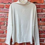 MELLODAY White / Cream Fuzzy Turtleneck Sweater Photo 0