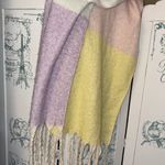 Pastel blanket scarf Photo 6