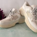White Sneakers, Size 7 Photo 1