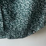 Green Ditsy Sleeveless Blouse XS Collared Button Photo 2