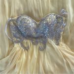 Sherri Hill Size 8 Yellow Prom Homecoming Dress. Photo 7